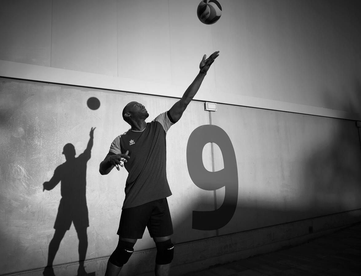 DEPORTES DE BALON Ball sports man