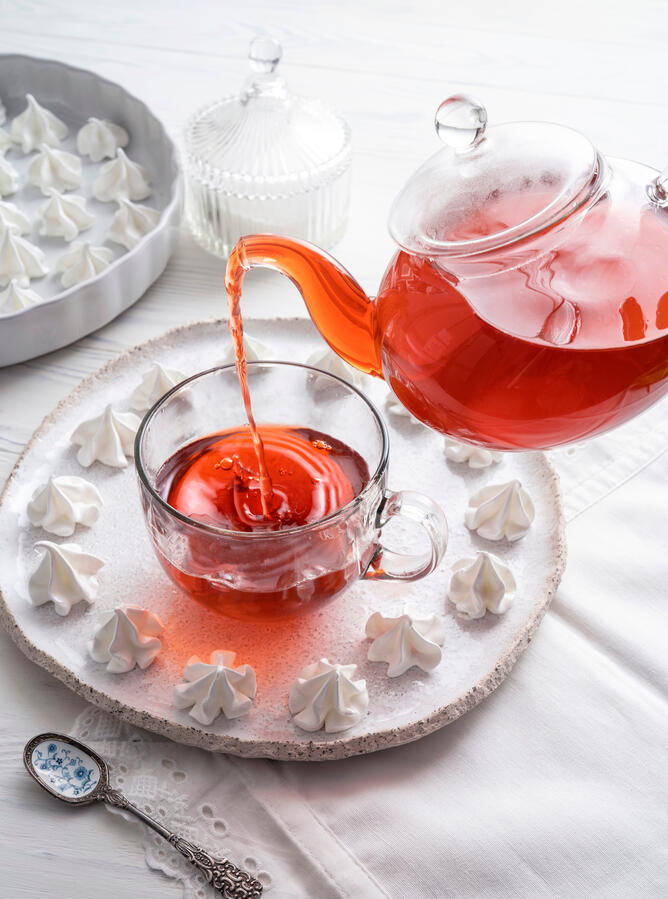 TE Y MERENGUE Te con merengues