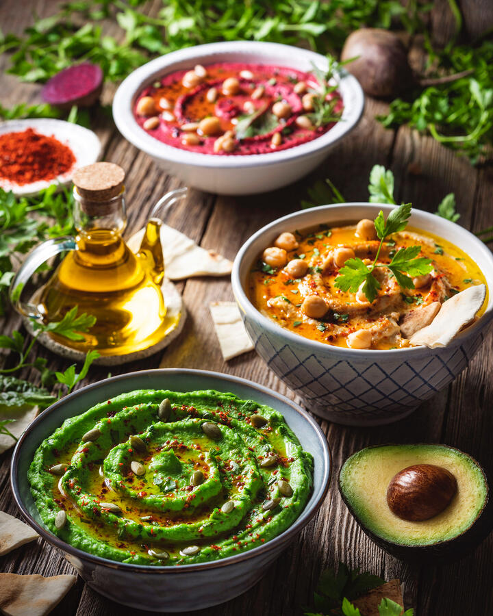 HUMUS de garbanzo, aguacate y remolacha Varied Hummus