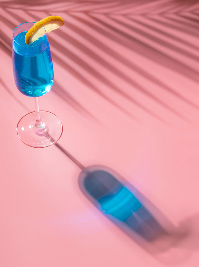 CÓCTEL AZUL Blue cocktail