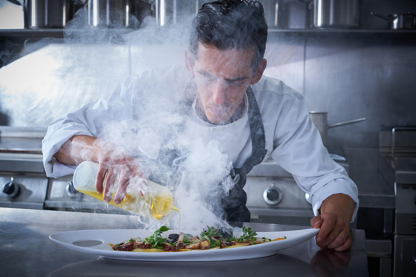 CHEF trabajando técnicas vanguardia CHEF working with new technics
