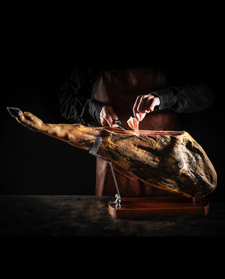 JAMON IBERICO de pata negra JAMON IBERICO de pata negra